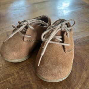 Buster Brown Size 3